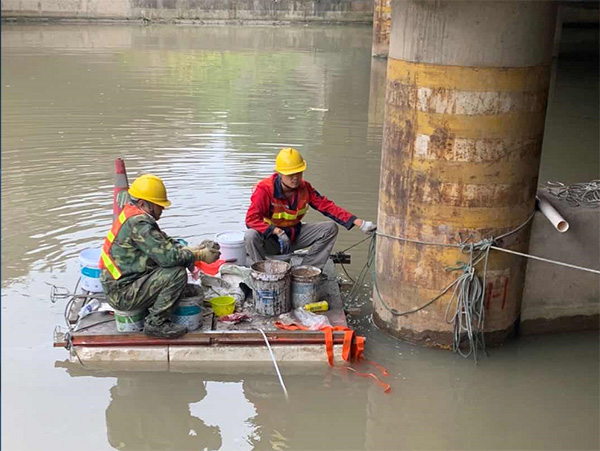 橋墩橋樁水下加固