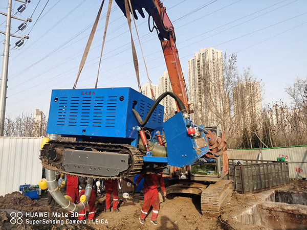 機(jī)器人水下清淤